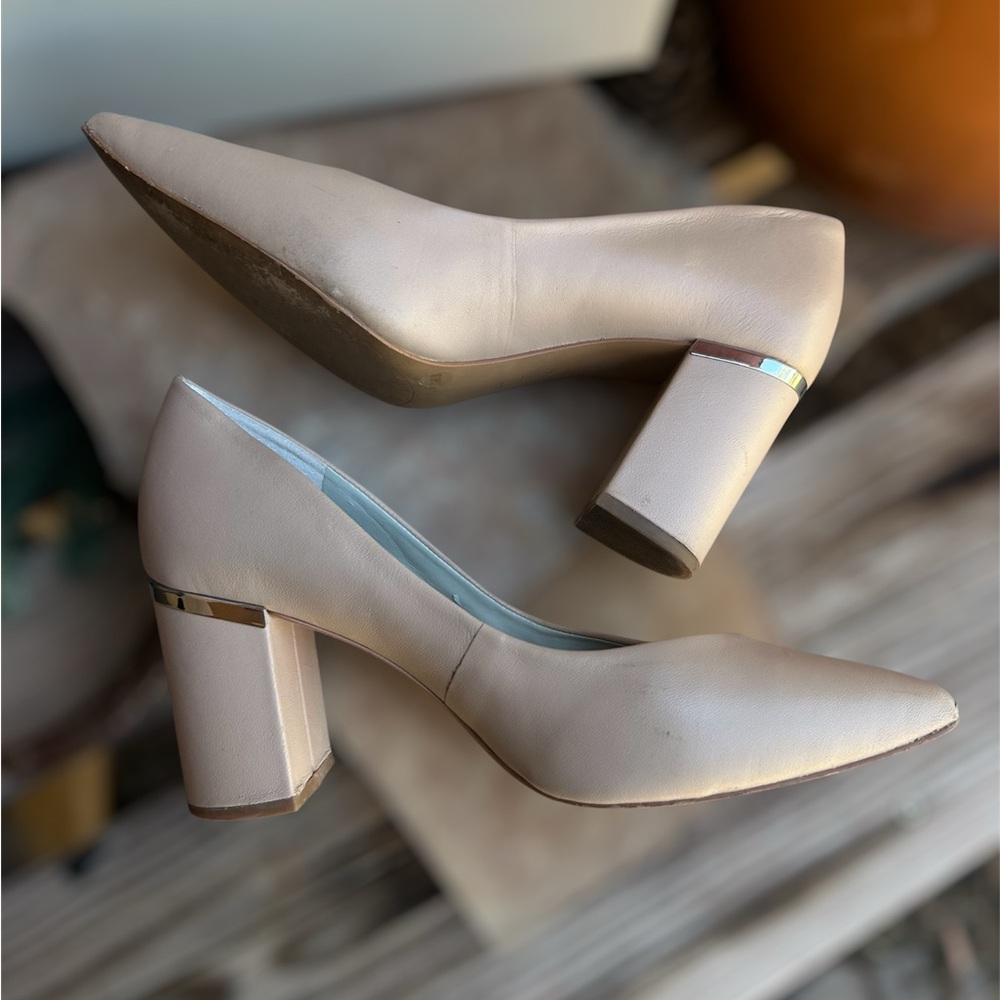 1. State Cream Block Heel Pumps EUC Size 7.5